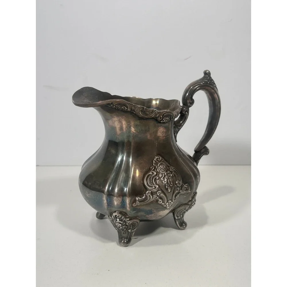 Vintage Towle 2904 Ornate Silver Plated Footed Creamer Pitcher Repousse Floral